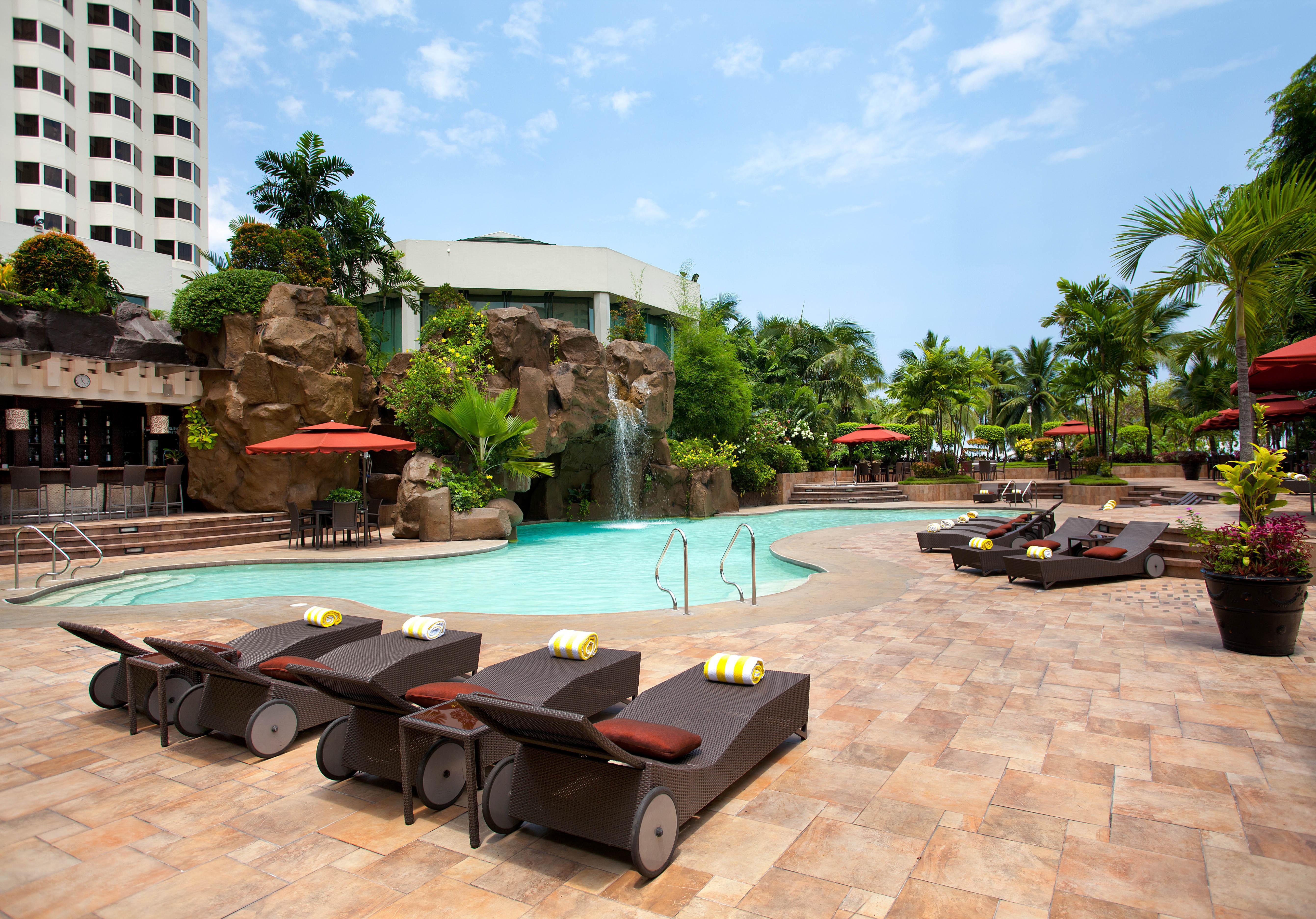 Diamond Hotel Philippines Μανίλα Εξωτερικό φωτογραφία