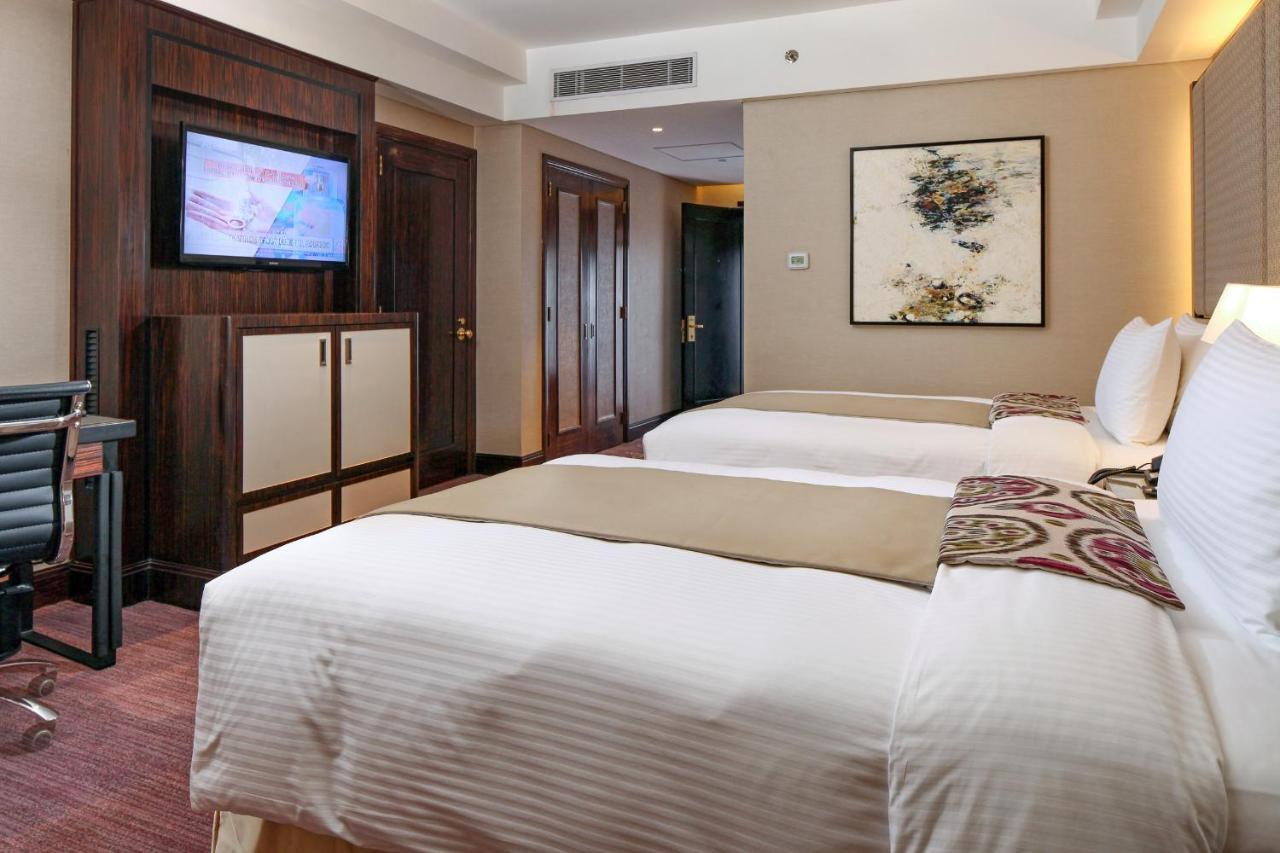 Diamond Hotel Philippines Μανίλα Εξωτερικό φωτογραφία