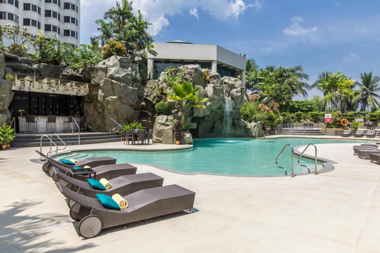 Diamond Hotel Philippines Μανίλα Εξωτερικό φωτογραφία